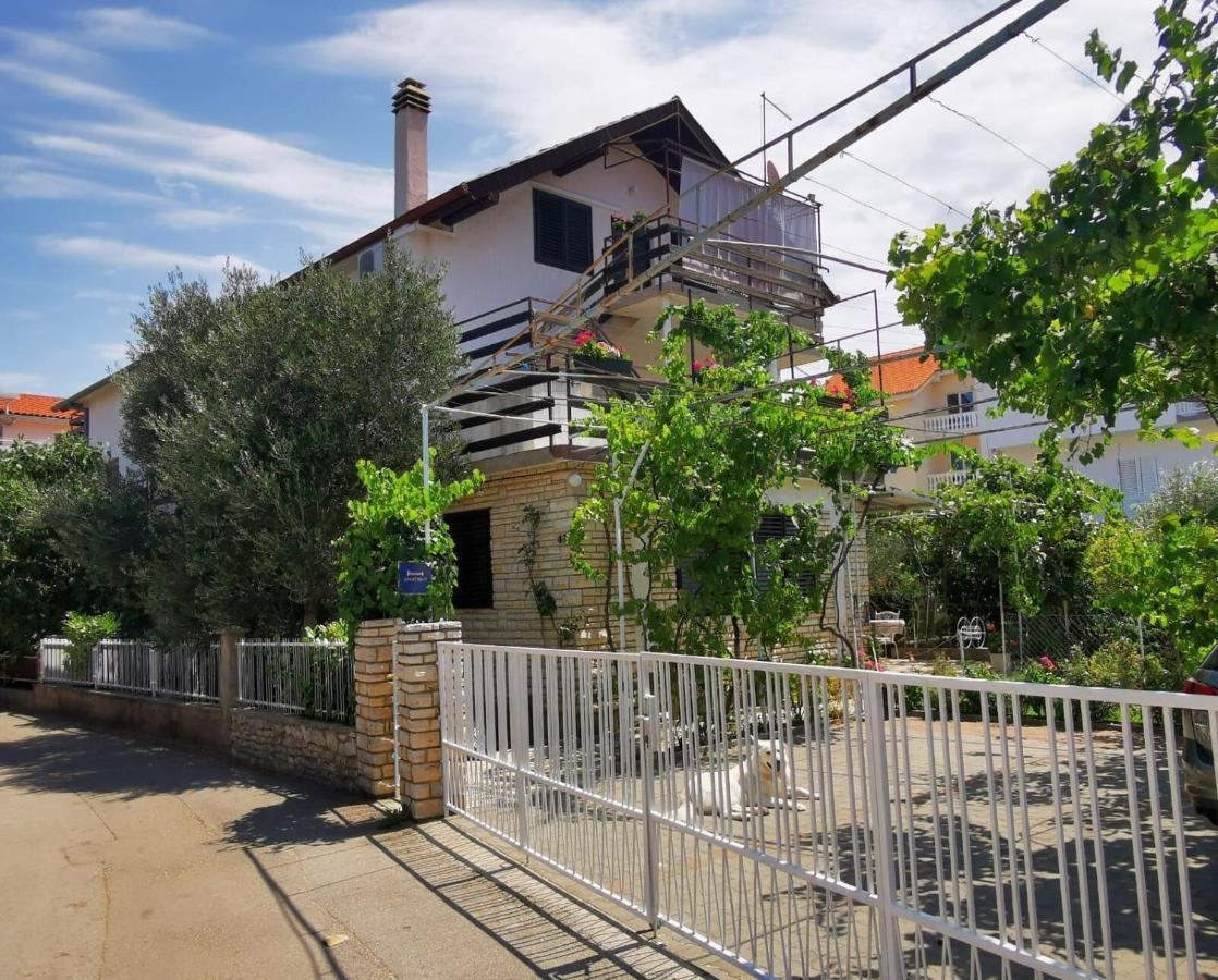 Apartments Marijana Vodice Exterior photo