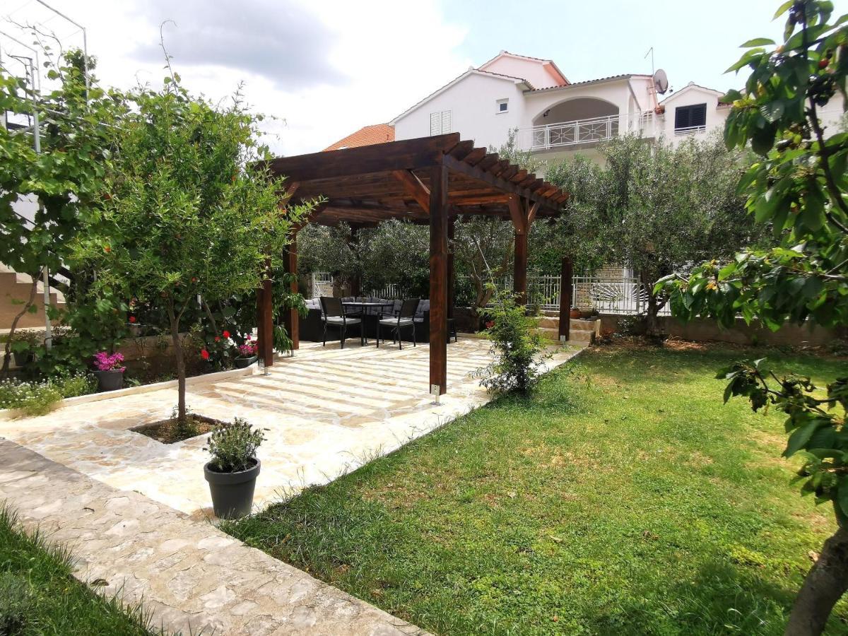Apartments Marijana Vodice Exterior photo
